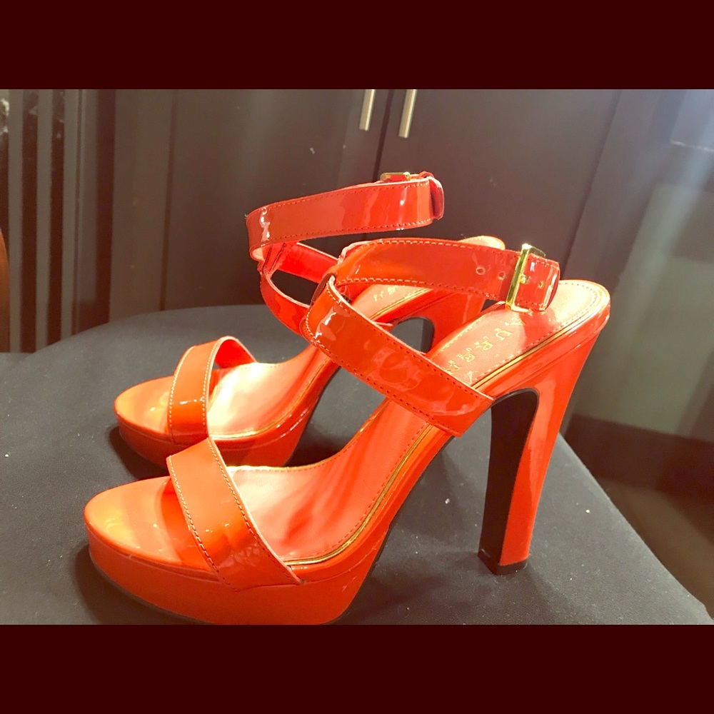 Orange sandals Ralph Lauren